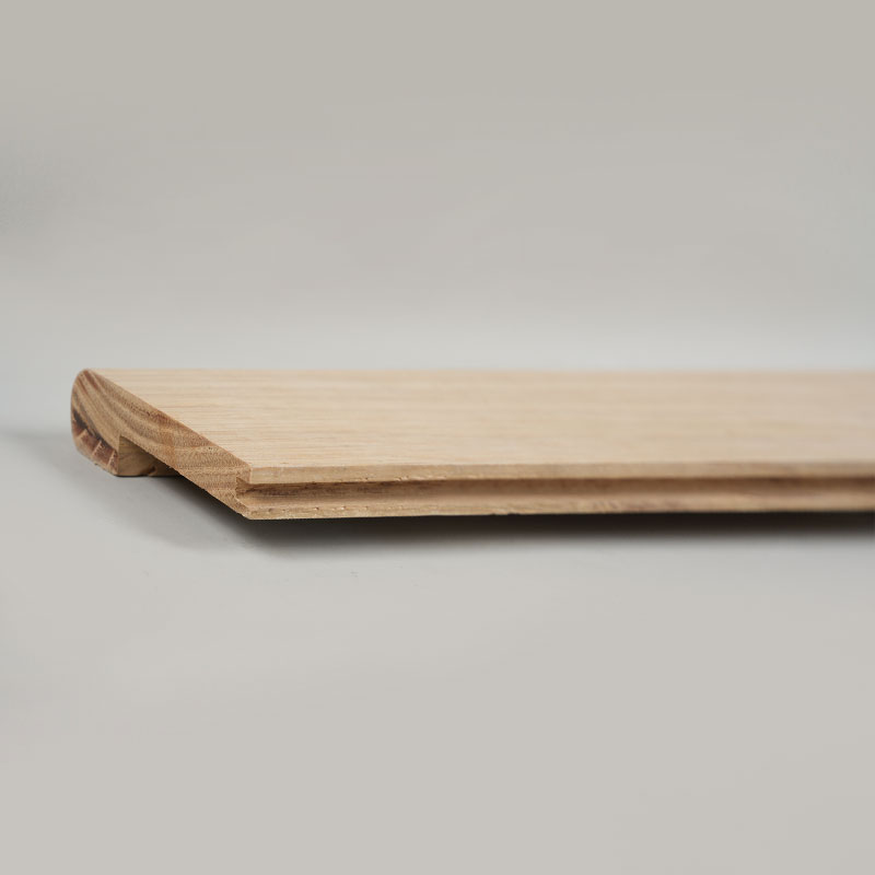 Beyaz Meşe Bütün Parça Kütükler Merdiven Burunları (Boya Bitmemiş) – Doğal Meşe Rengi –1/2'x2 15/16' Beyaz Meşe Bütün Parça Kütükler Merdiven Burunları (Boya Bitmemiş) – Doğal Meşe Rengi –1/2'x2 15/16'