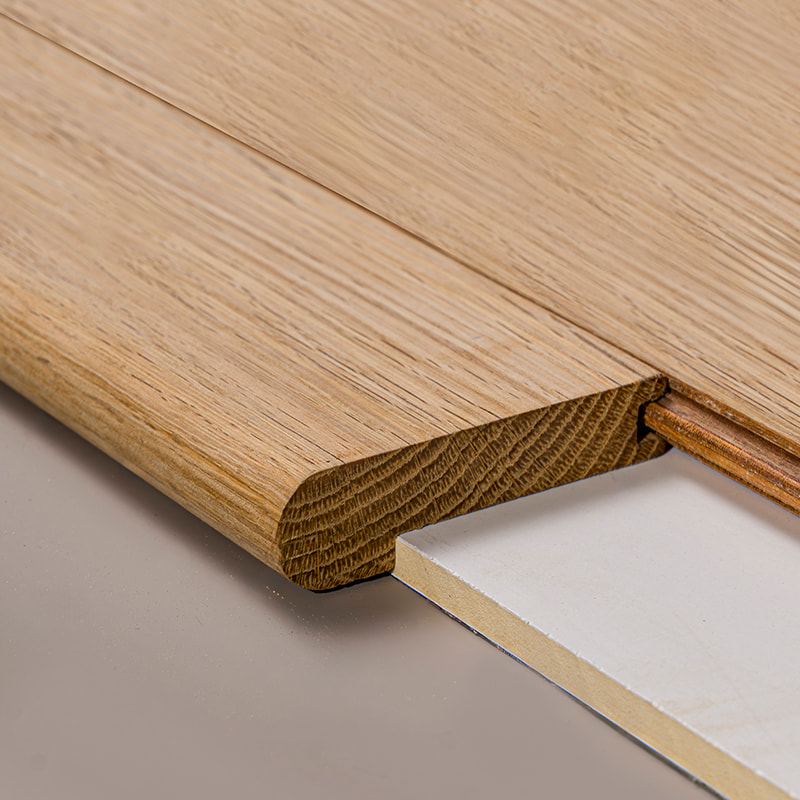Beyaz Meşe Bütün Parça Kütükler Merdiven Burunları (Boya Bitmemiş) – Doğal Meşe Rengi –3/5'x2 15/16'